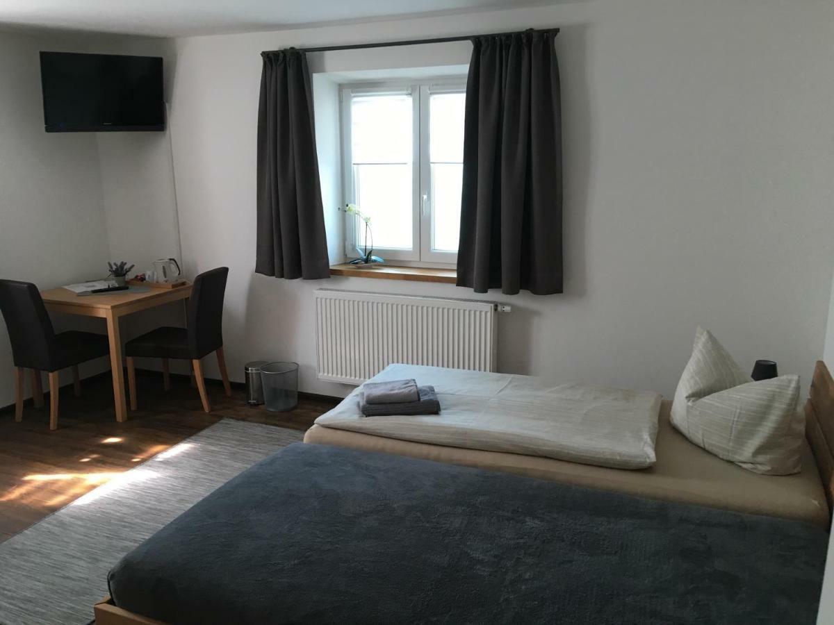 Pension Zur Alten Post Untermeitingen Bagian luar foto